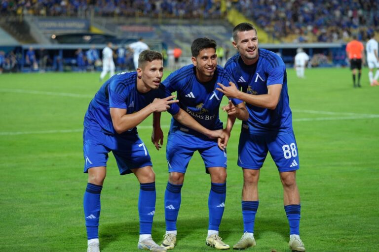 payimage-683244-1280x853