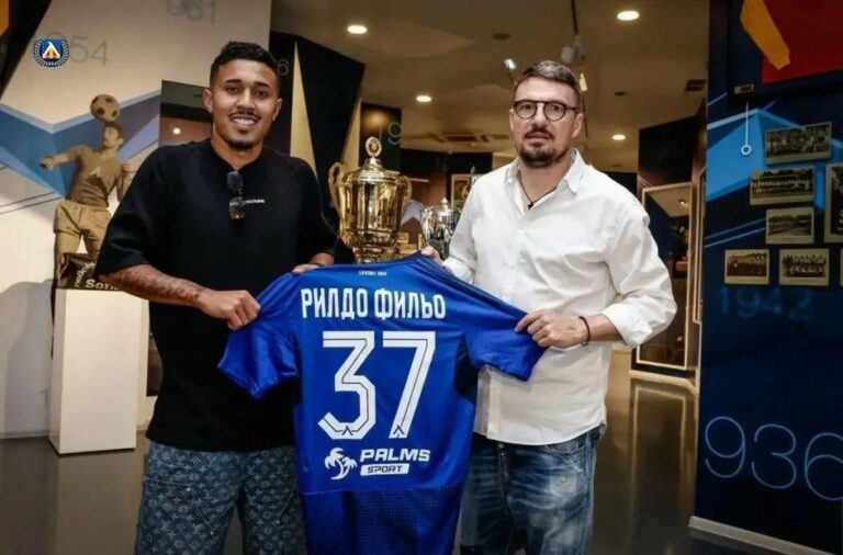 1200-33272335962459303791258829