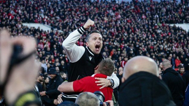 5917e982a2d372dd4855e1ea43b313ca-hristo-yanev-kufee-sled-boya-nad-levski-vav-vechnoto-derbi3989876373011582728