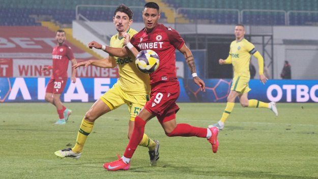 0107d4689d549a8c989cb0ca0c3edbf8-14221295654566329148