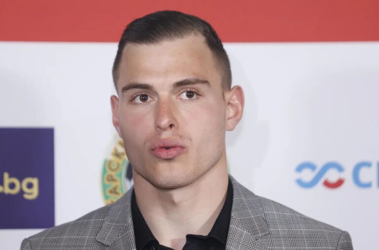 1200-33302378270067424571772983